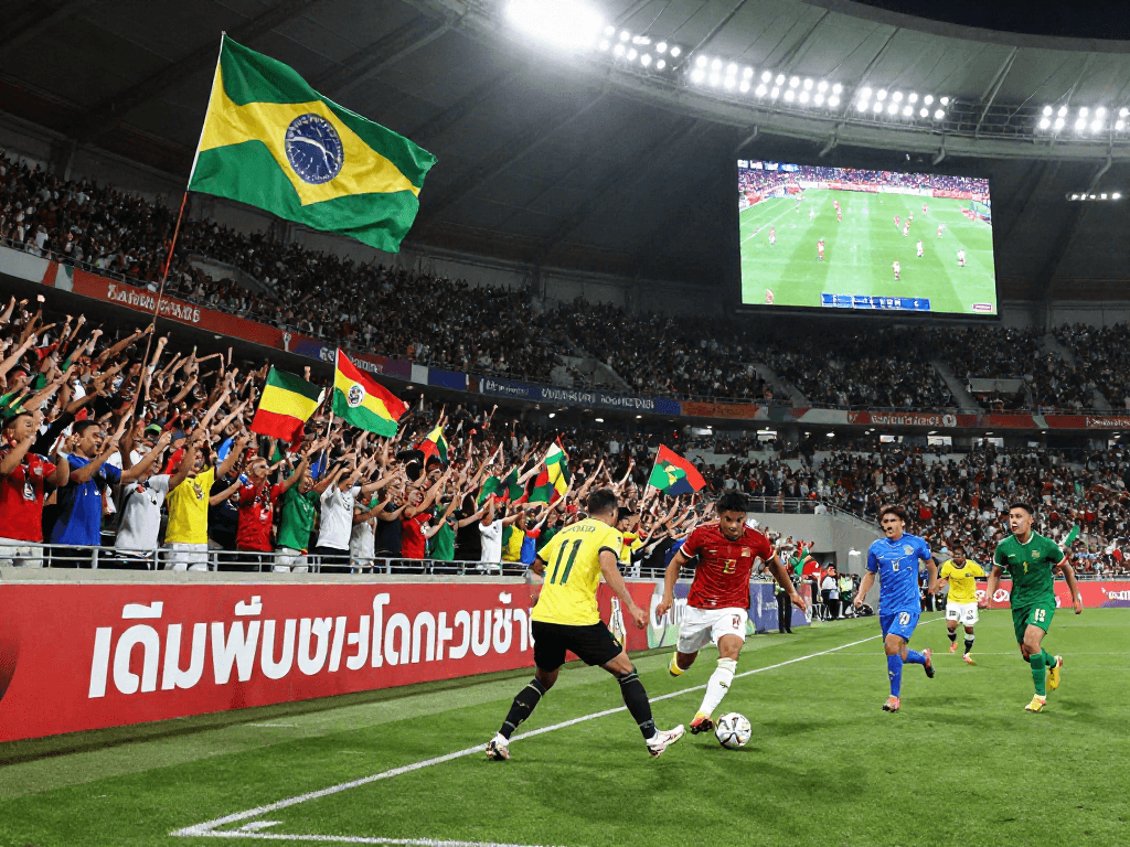 สนามฟุตบอลโลก 2026 เต็มไปด้วยแฟนบอลระหว่างเดิมพันบอลโลกรอบชิง